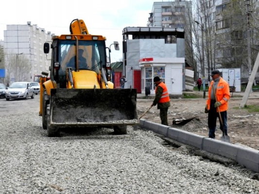 Власти Омской области выделили дополнительно 800 млн рублей на дороги