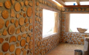 Дом из дров и глины