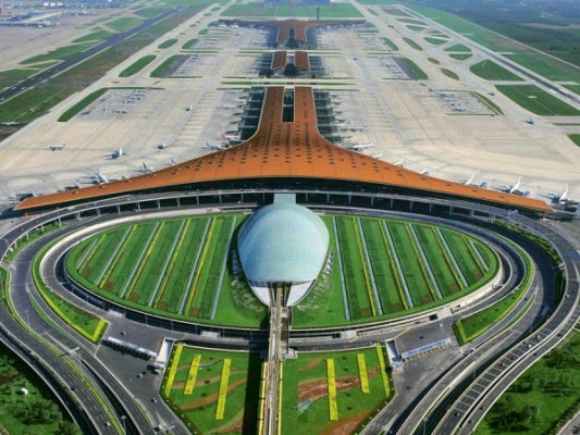 В КНР к 2020 году построят и отремонтируют 74 гражданских аэропорта