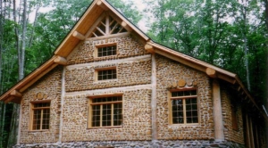 Дом из дров и глины