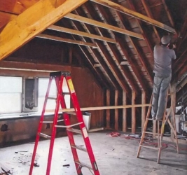 Как поднять крышу дома