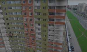 В Петербурге для строительства жилья использовали вертолет