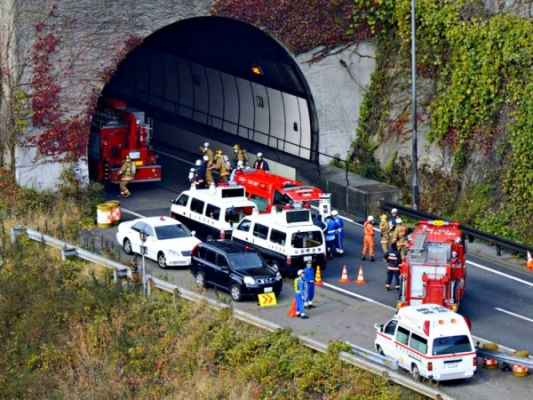 В Китае 12 человек погибли при строительстве железнодорожного тоннеля