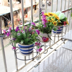 Полки для цветов: настенные, напольные, на подоконник, на балкон