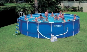 Чем и как заклеить бассейн «Intex»