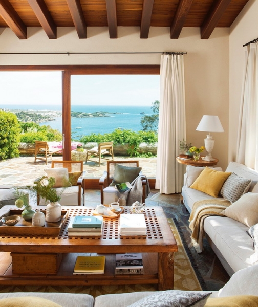12 восхитительных испанских гостиных с видом на море
