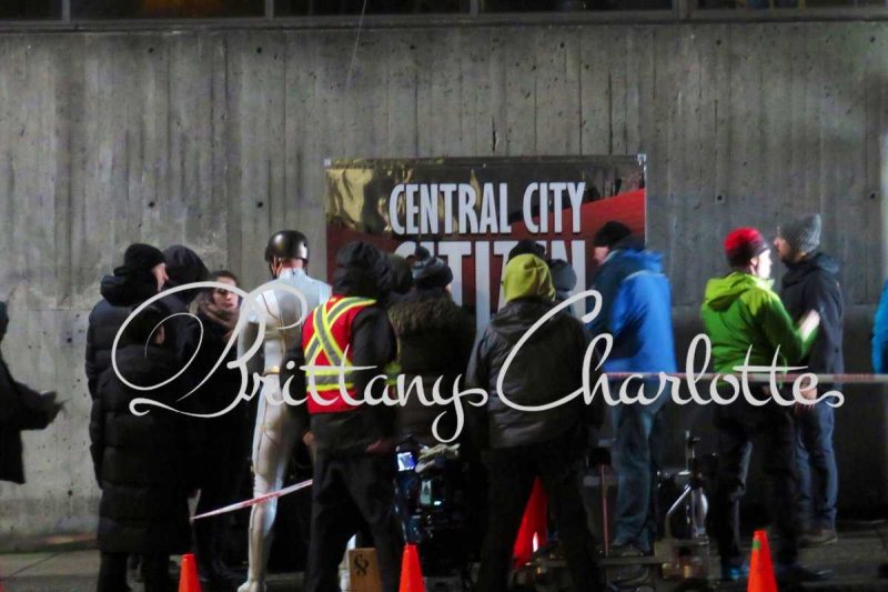 &laquo;Флэш&raquo;: Еще один персонаж может уйти + первый взгляд на Годспида