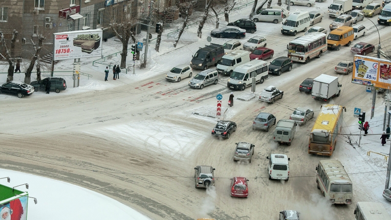 Юрист рассказал, когда водителю могут простить разворот через сплошную