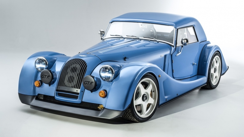 Morgan Plus 8 GTR официально: атмосферный V8 мощностью 380 л.с. и перекроенный кузов
